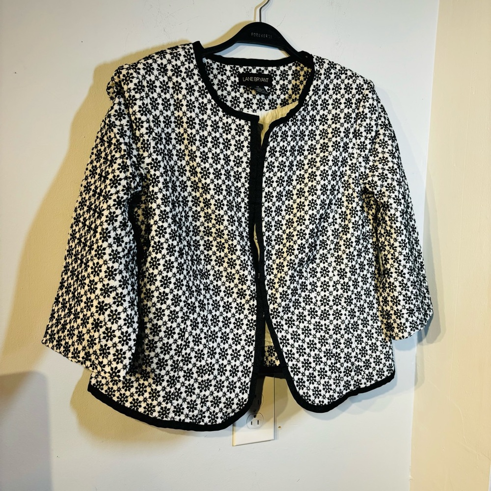 Lane Bryant White/Black Eyelet Embroidery Jacket